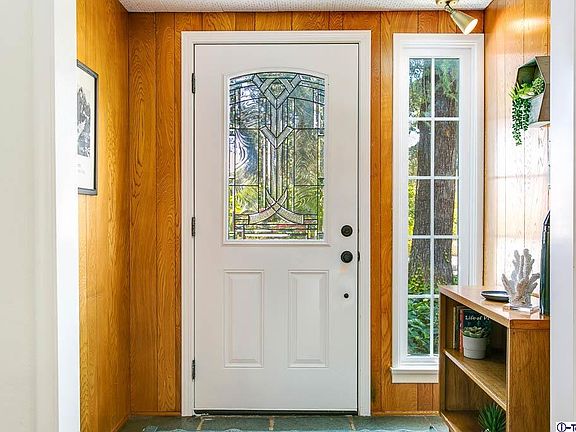 5th image of 3411 Madera Ave