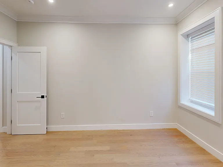 161 Allston St #5R — Photo 4