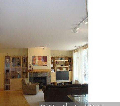 3rd image of 510 Grand Avenue
