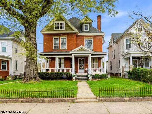646 Mulberry Ave, Clarksburg, WV 26301