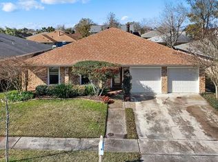 33 Cabernet Dr, Kenner, LA 70065