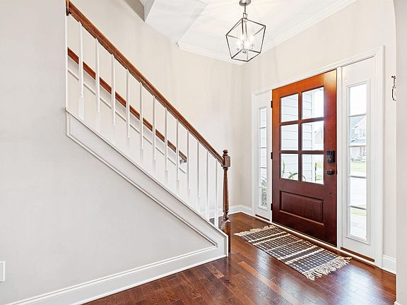 5th image of 23 Waterpine Dr