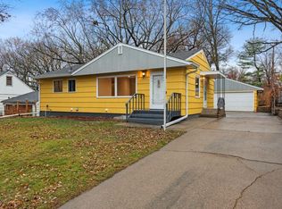 1140 3rd St NW, New Brighton, MN 55112