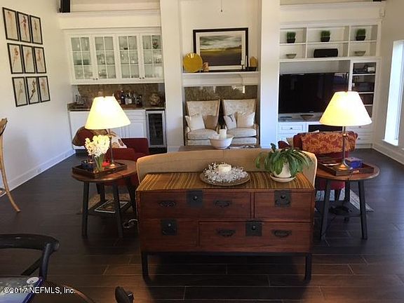 3rd image of 149 Sea Island Dr