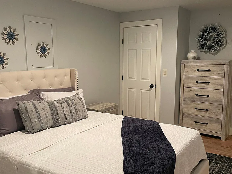 140 Hancock Rd — Photo 3