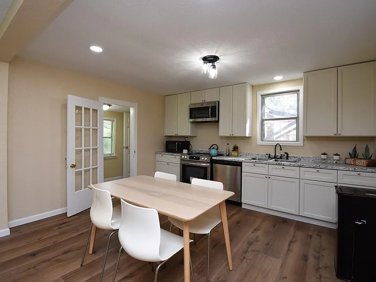 8421 Altimore Rd — Photo 4