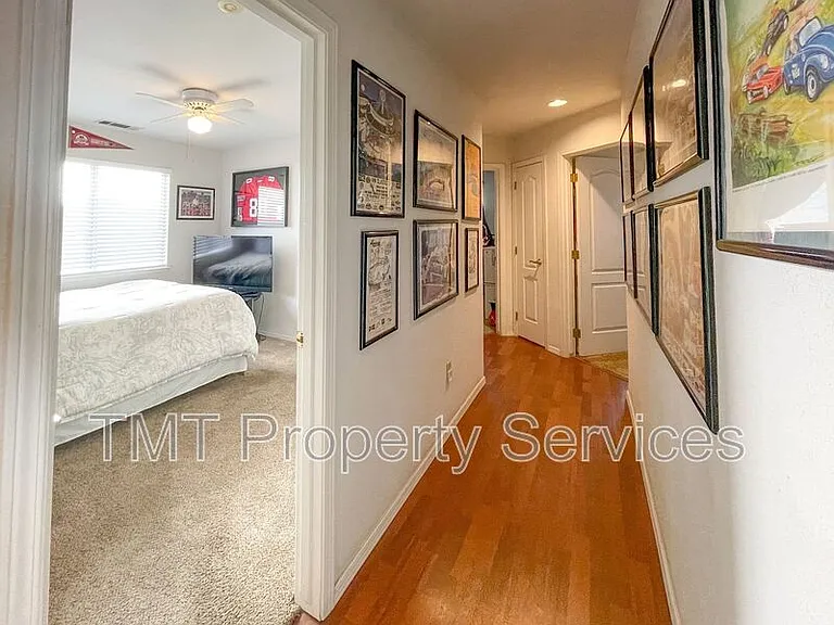 9424 Blackswain Pl — Photo 11