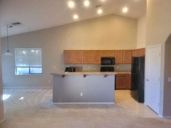 2168 E Redwood Dr
