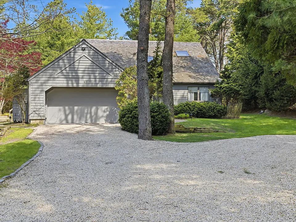 3 Huckleberry Ln