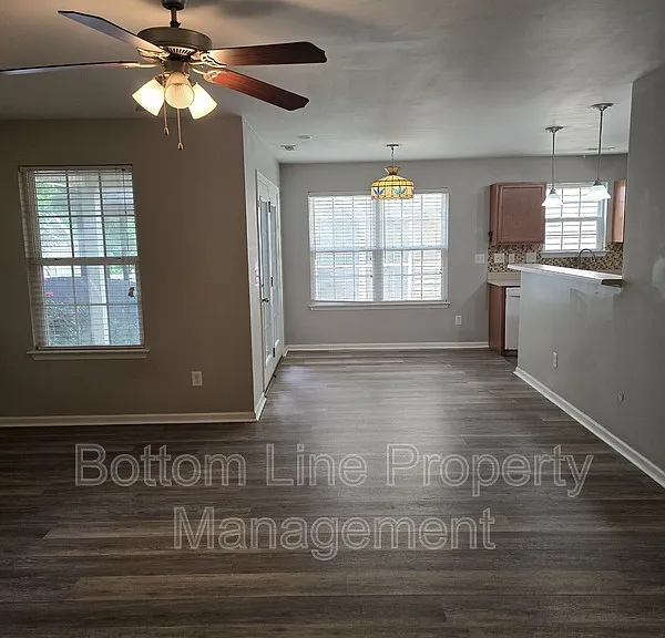 3850 Fircrest Dr — Photo 6
