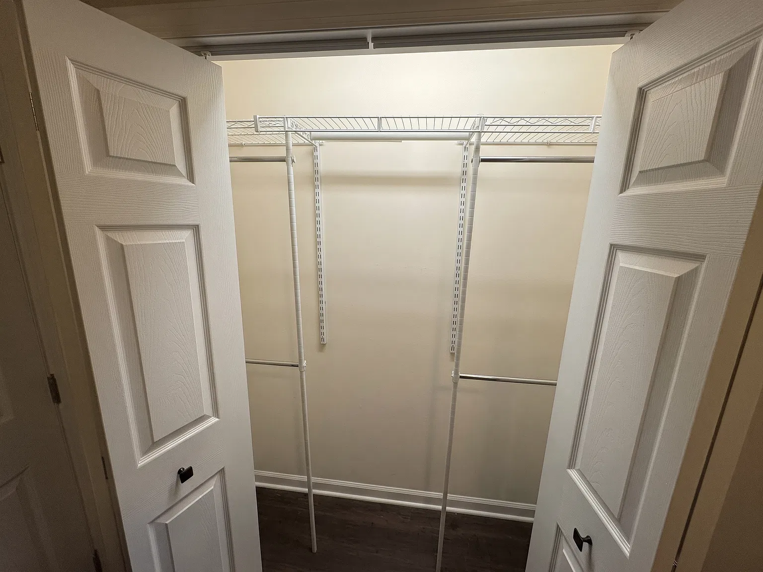906 Monona Drive - 1 — Photo 1