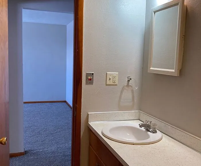 620 McCann St #7 — Photo 6