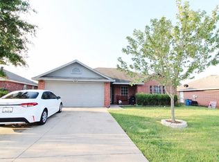 303 Apache Trl, Alvarado, TX 76009