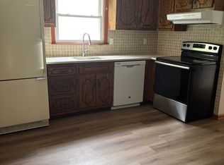 6 Daniel Ct #A, Saddle Brook, NJ 07663