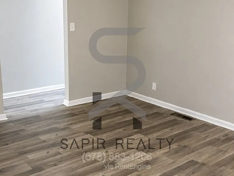 1220 Norris St — Photo 9