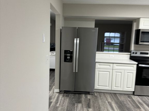 2nd image of 37209 Lock St