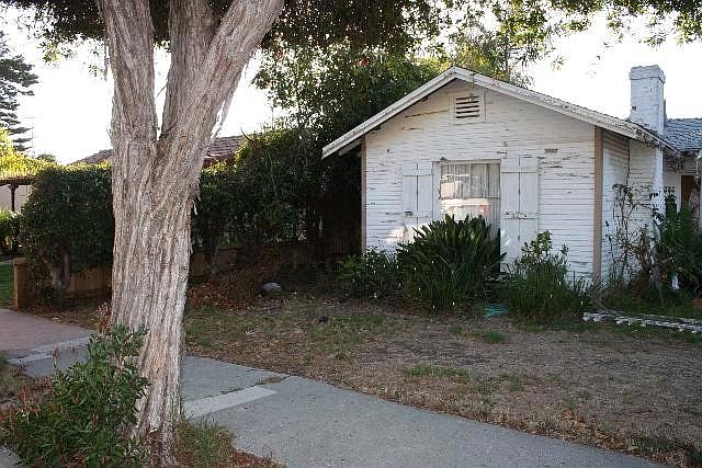 2nd image of 585 Jordan Ave