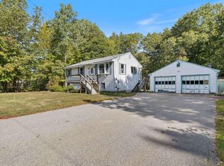 2817 Sanford Rd, Wells, ME 04090