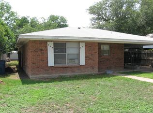 1213 Park St, Kerrville, TX 78028