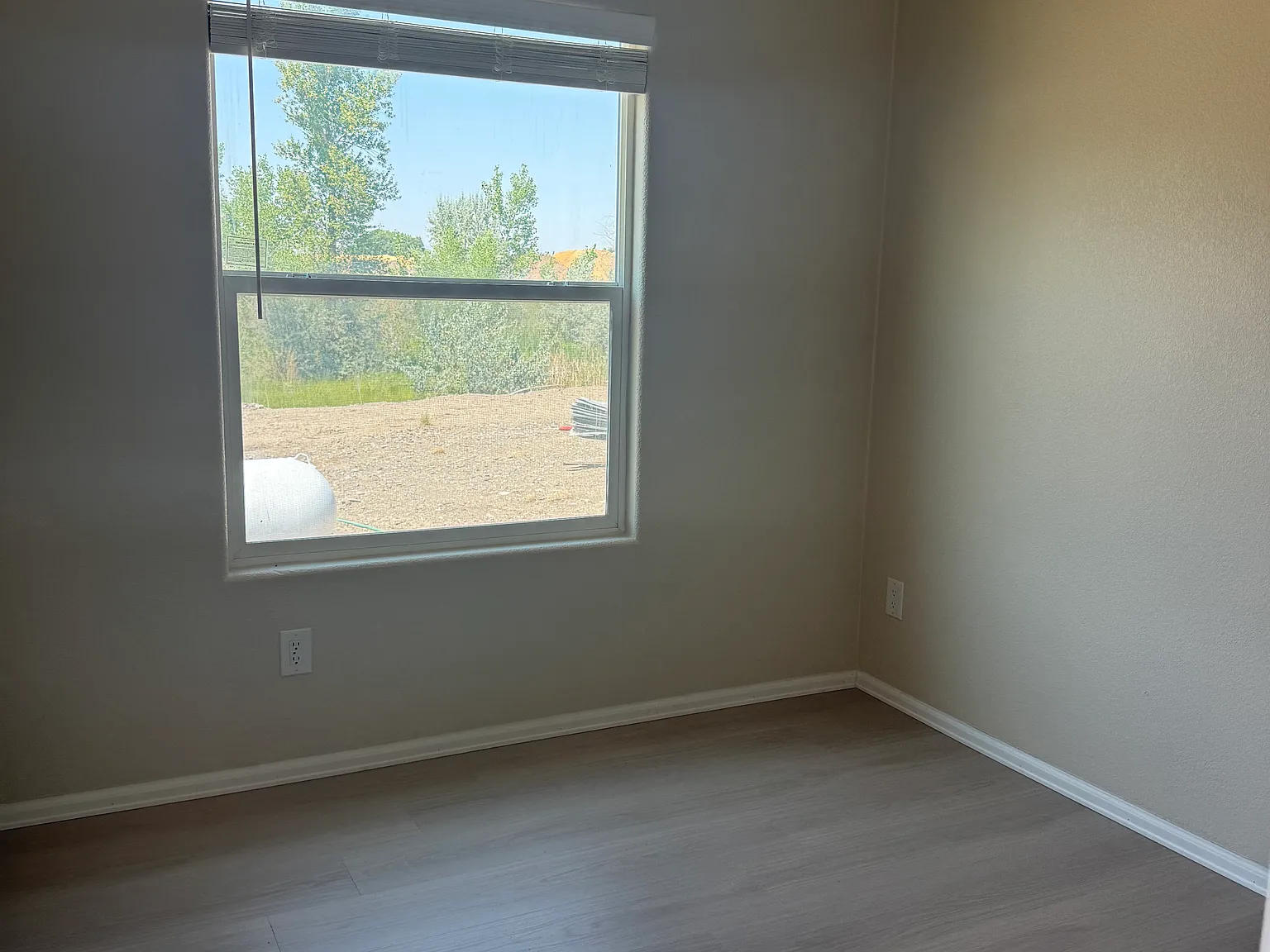 1 bed, 600 sqft, $1,300 — Photo 2