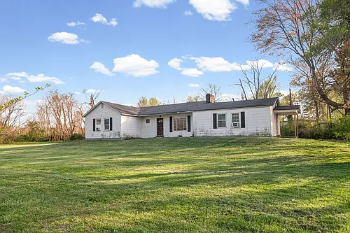 Lafayette Road-420 Photo 1