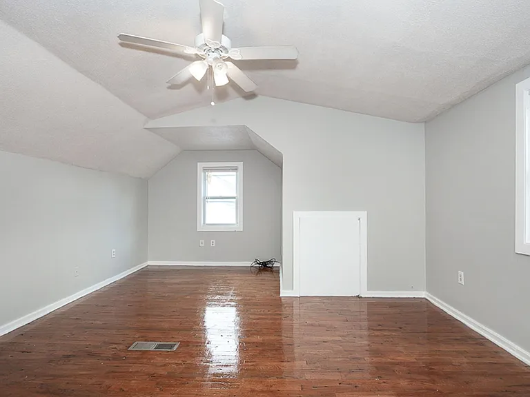 12912 Silver Rd — Photo 9