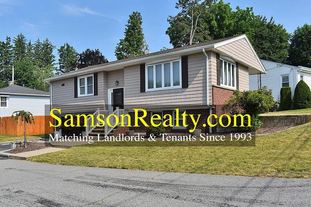 3 bed, 1600 sqft, $2,850 — Photo 1