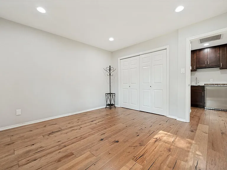 2759 Harbinger Ln — Photo 10
