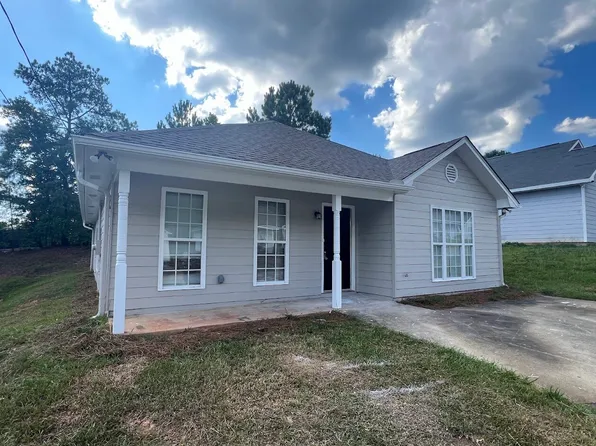 707 Pine Hill Ct, Phenix City, AL 36869