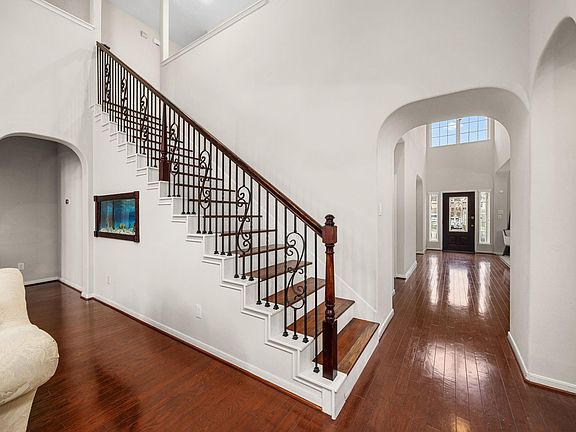 5th image of 6719 Latchmore Ln