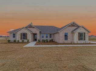 111 Brandywine Trl, Rhome, TX 76078