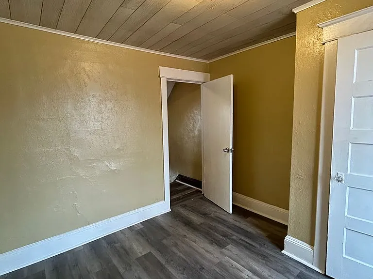 25 Laurel Ave #8GN7 — Photo 11
