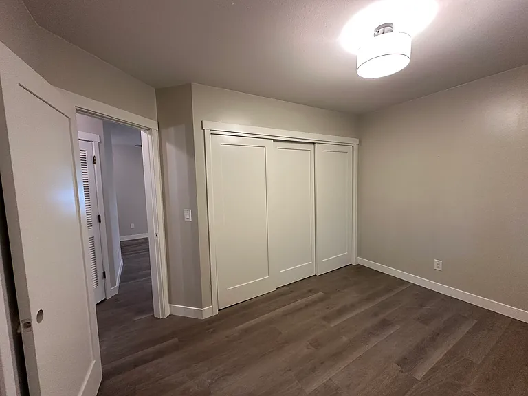 1223 Miller Ave NE — Photo 33