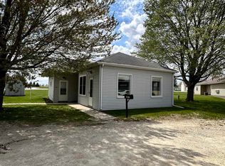 625 South St, Jesup, IA 50648