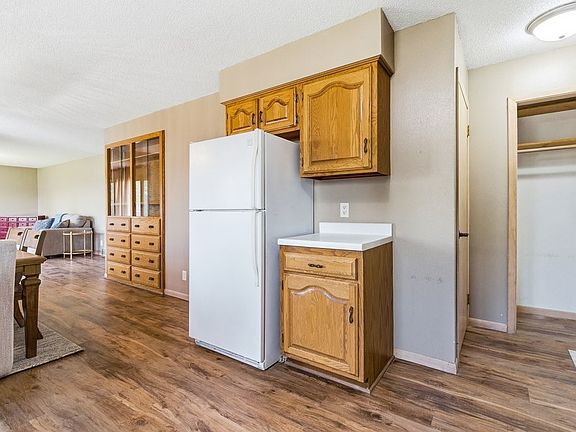 5th image of 1140 E Wilson Avenue