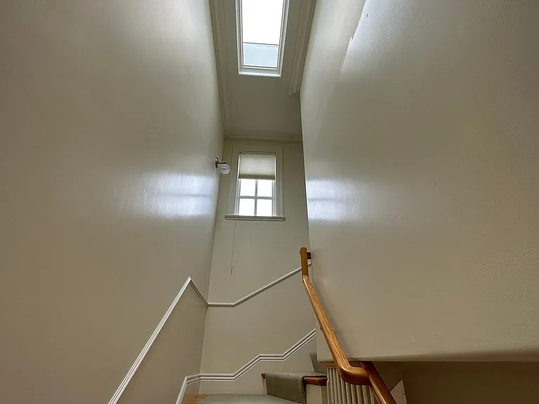 22 Laurel St — Photo 1
