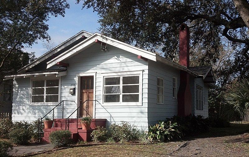 1st image of 2775 College St