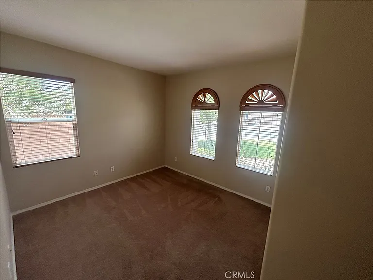 1531 Preston Dr — Photo 23