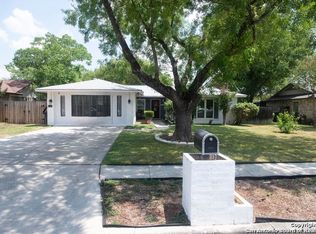 8319 Shoal Creek Dr, San Antonio, TX 78251