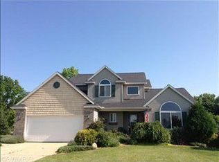 10056 S Ridge Dr SE, Caledonia, MI 49316
