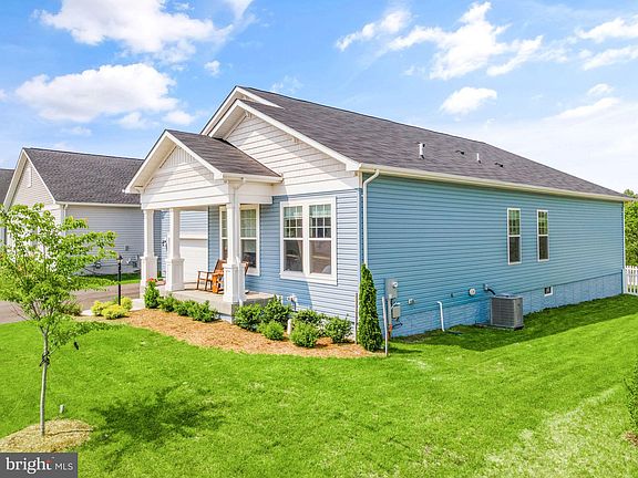 5th image of 321 Norland Knoll Dr