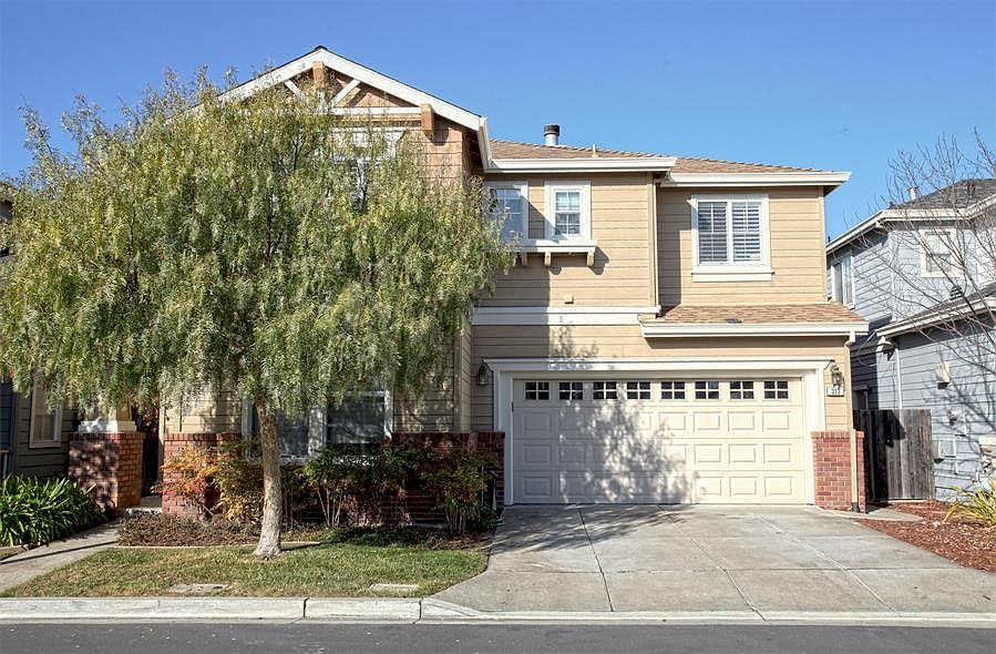 1st image of 313 Treedust St