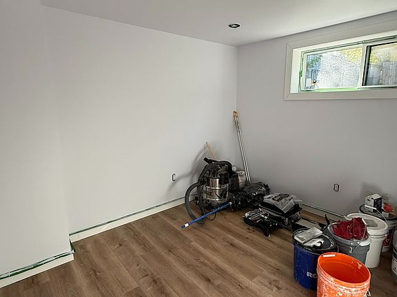 5th image of 52 Watercliffe Rd #2