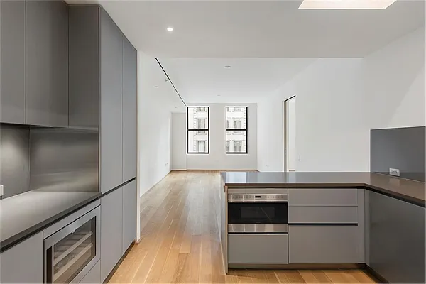 Rented by Douglas Elliman | media 14