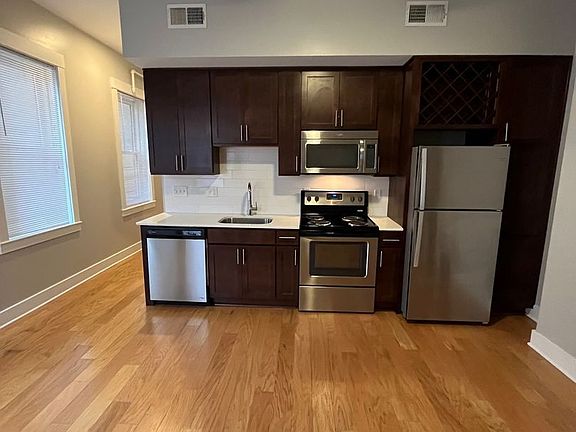 2nd image of 518 E 13th St APT 2