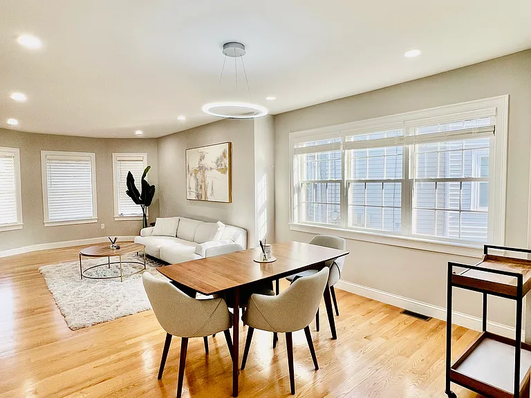 28 Metcalf St #1 — Photo 7