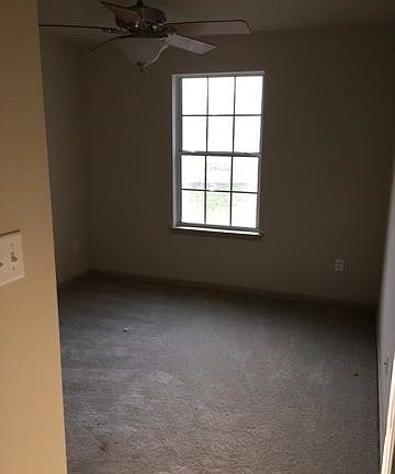 3rd image of 4436 Granada Blvd