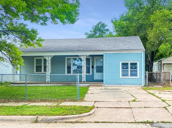 1207 N Chautauqua Ave, Wichita, KS 67214