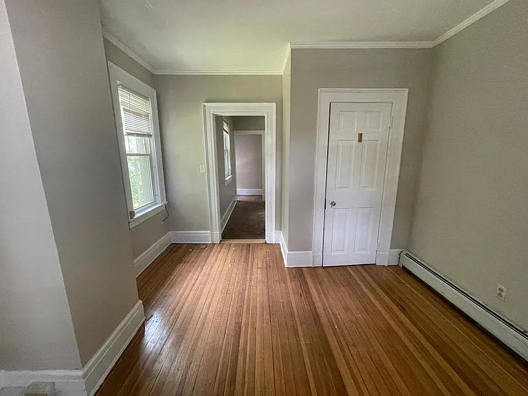30 George St #2 — Photo 18