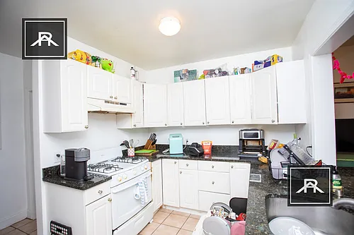 78 Egmont St #1 Photo 1